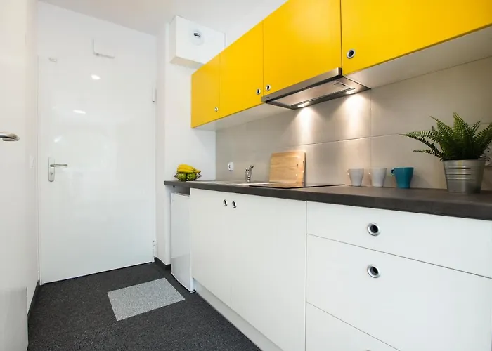 Student Depot Funky Hostal *