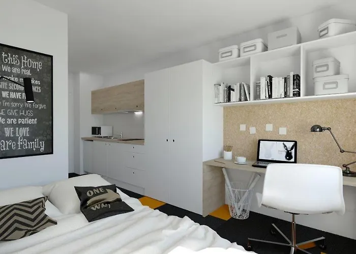 Student Depot Funky Hostal